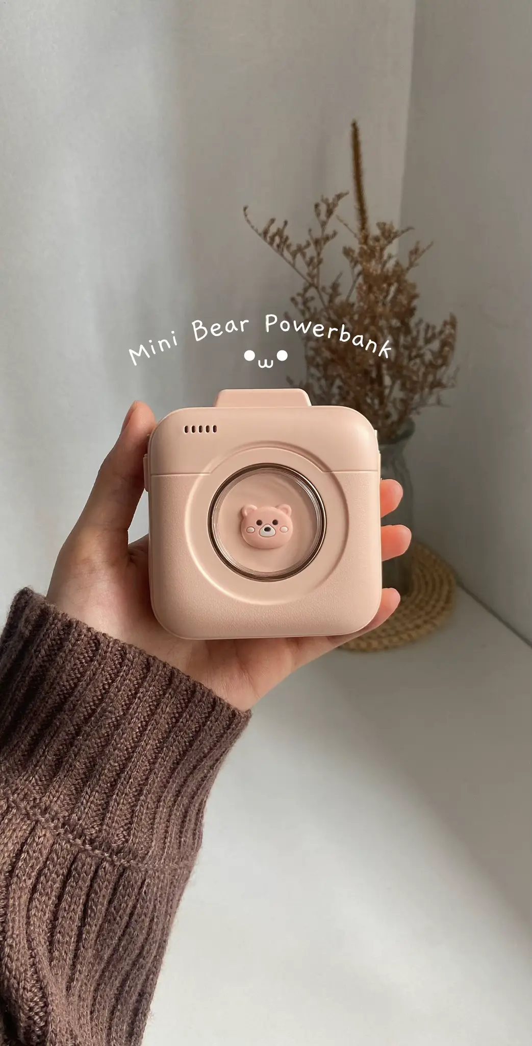 @Tushi 🎧ྀི 👈🏻 Mini Bear Powerbank beli sini 🧸⚡️ mine is in pink, comel sangat! #fyp #foryoupage #powerbankmurah #powerbankviral #powerbankmini #powerbankcharger #powerbank20000mah 