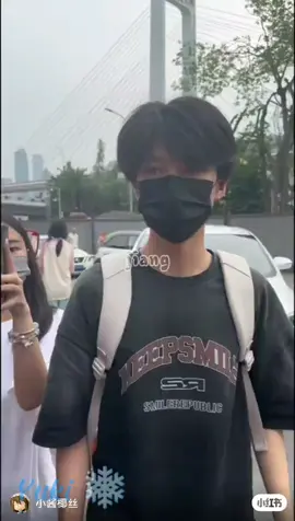 18-7-24: Gia Sâm đi làm 💞 #lýgiasâm #lygiasam #lijiasen #李嘉森 #lijiasen_李嘉森 #lygiasam_lijiasen_李嘉森 #tfgiatộcf4 #tfgiatocf4 #tfgiatộc #tfgiatoc #tffamily #tf家族 #tf家族四代  #thờiđạiphongtuấn 