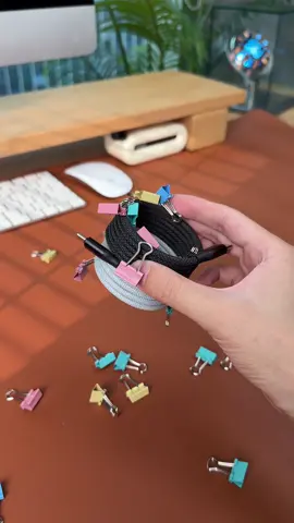 This magnetic cable that once you used it,you’ll never want to go back #cable #backtoschoolgift #backtoschool2024 #magsafe #usbc #magnetic #tiktokmakemebuyit 