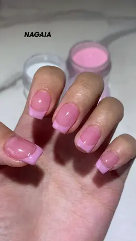 Jelly vibe nails dipping French design tutorial 💅🏻 the simplest way to keep the most natural transition for your color combo 🙋🏻‍♀️  #frenchnails #frenchtipnails #dipnails #pinknails #dipnailsathome #dippowdernailsathome #nailsdipping #diynailsathome #cutenails #jellynails #thenagaia #nagaiadippingpowder #nagaiadipkit