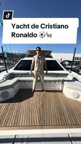 Voici le yacht de Cristiano Ronaldo ! Il s’agit d’un Azimut Grande 27 Metri et il coûte environ 7 millions d’euros 😍 #yacht #cr7 #cristianoronaldo #foot #edit #EURO2024 #luxe #pourtoi #football 