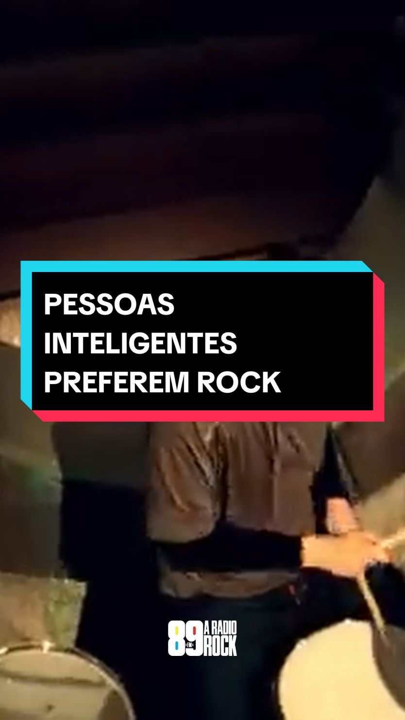 PESSOAS INTELIGENTES PREFEREM ROCK Um estudo conduzido pelo Dr. Fabiano de Abreu Agrela, pós-PhD em neurociências, e pela Dra. Roselene Espírito Santo Wagner, PhD em neurociências e doutora em psicologia, reuniu 50 pessoas de QI considerado alto e concluiu que, na maioria delas, o gosto pelo rock é predominante. E aí, você já sabia desse estudo? Crédito: reprodução internet #89 #89fm #89aradiorock #89fmaradiorock #radiorock #aradiorock #rock #vivaorock #entretênews #tiktoknews #tiktoknotícias 