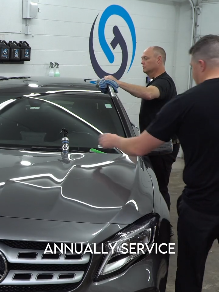 This coating is both user friendly AND durable, you won’t belive it until you use it. You can watch our Ceramic Coating in under 20 Minutes guide, now up on our YT channel. Products - Process - Purpose #STAK #CeramicCoating #OneStepCorrection #paintpolish #paintwaxing #paintcorrection #hypercleanstore #tipsandtricks #satisfying #detailingtip #detailtipoftheday #Car #carcleaning #CarCulture #carsofinstagram #fyp #fy #Car #carsoftiktok