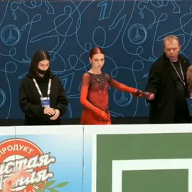 #alexandratrusova #trusova #eltrusova #sashatrusova #patinajesobrehielo #patinacaoartistica #iceskater #figureskating 