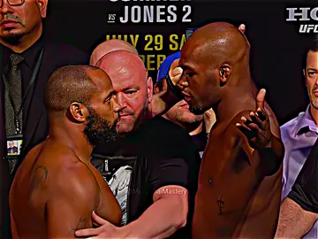 Jon jones vs Daniel Cormier 2🔥 #jonjones #danielcormier #UFC #fight #highlight #sports #combat #got #MuayThaiMastery 