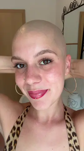 THAT CLEAN SHAVE FEELING!!! Video By @emssdaily 😍💯🖤 #BuzzCutFeed #BuzzCut #BuzzCuts #BuzzCutGirl #BuzzCutGirls #GirlsWithBuzzCuts #ShavedHead #GirlsWithShavedHeads #RubbingTheBuzz #ZeroBuzz #CleanShave #CleanShaven #SmoothShave #Baldie #BaldHead #BaldGirl #BaldGirls #SmoothFeel #HeadShave #SmoothShave #CleanShave