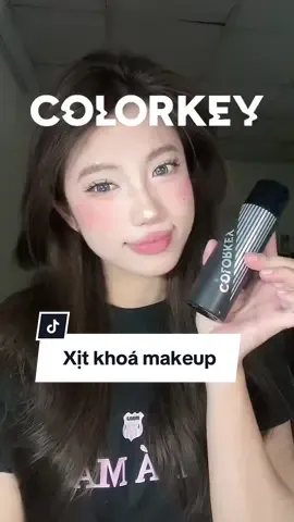 Nắng nóng hay mưa rào thì xịt khoá makeup sẽ giúp tăng độ bền của lớp nền cho bạn tự tin toả sáng 🤍✨  #colorkey #goclamdep #reviewlamdep #fyp #xitkhoa 