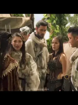 Ang pagkikita muli nila Hara Amihan, Muyak, at Danaya 💙💛🤎 Dahil nakabalik na sila Muyak, Danaya, at Lira sa Encantadia galing sa mundo ng mga tao 😍 Nalaman na din ni Amihan ang kalagayan ng kaniyang anak na si Lira na si Muyak ang nag-alaga dun 🌬️💙 At ang paghingi ng tawad ni Amihan sa kaniyang kapatid na si Danaya dahil naipatapon ito sa mundo ng mga tao nang walang kasalanan 🥹 Hasne Ivo Live! Sanggre Danaya 🍂🤎 #encantadia #sanggre #encantadiachronicles #gma #gmanetwork #pirena #amihan #alena #danaya #encantadia2005 #encantadia2016 #encantadia2024 #fyp #fypシ #foryou #fypシ゚viral 