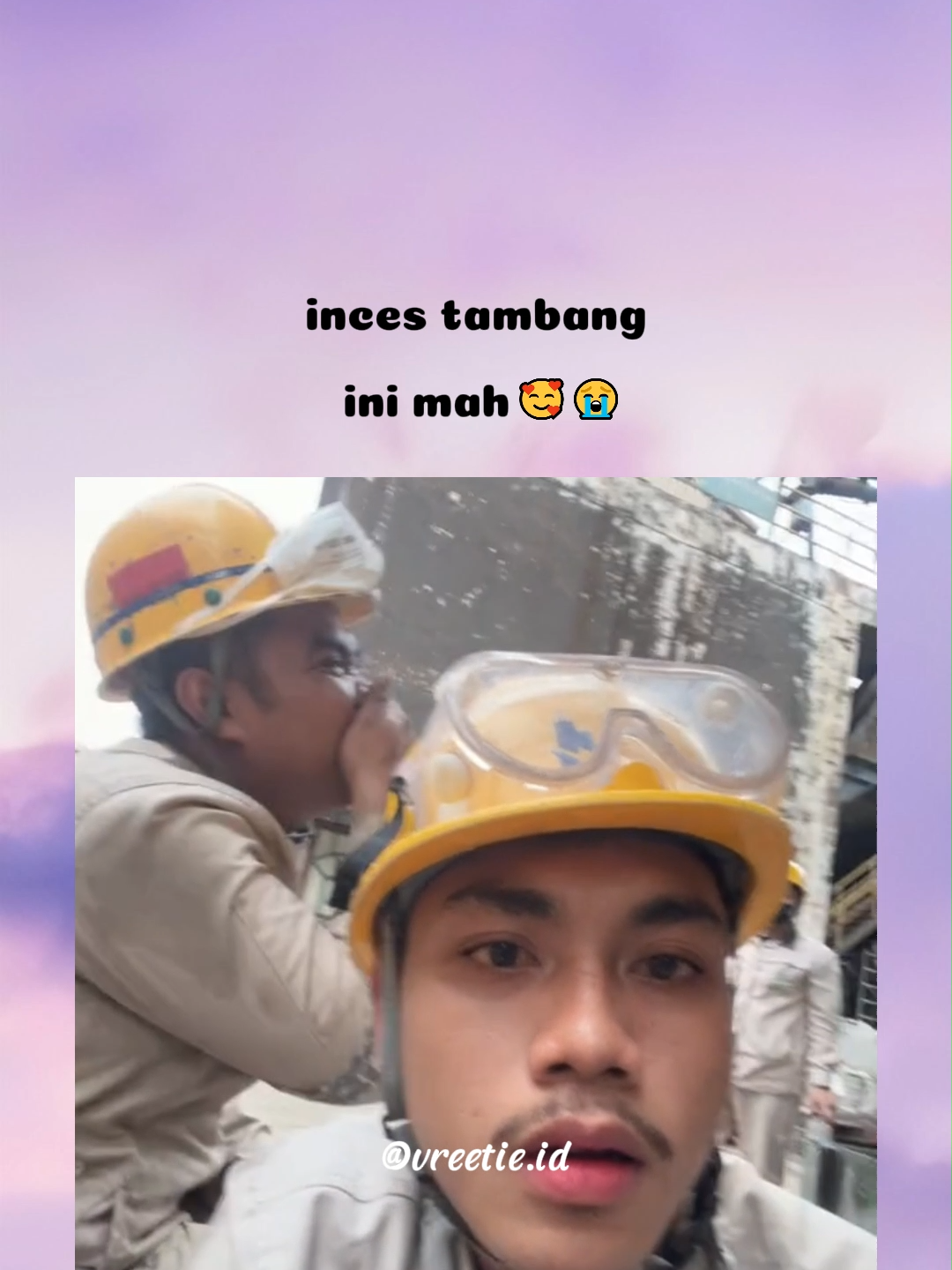 pliss ini lucu bgtt jangan di cor dulu😭 . 📹Cr: TT/_fadlyaaaaa #inces #kerja #tambang #funny