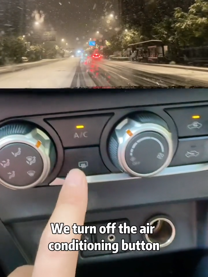 Tutorial on the most correct use of car air conditioning functions #driving#knowyourcar#funny