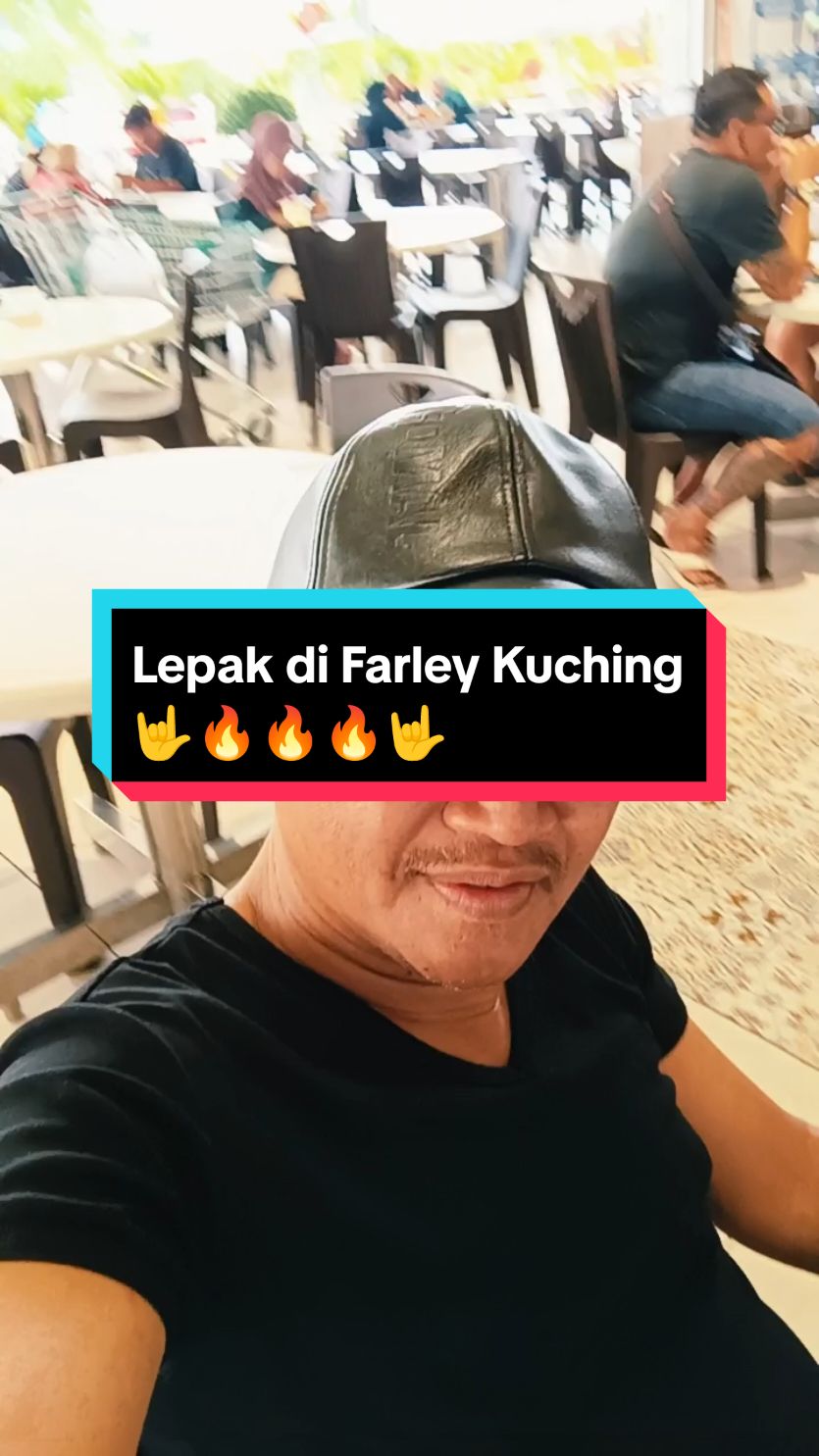 #fypシ゚viral #heavymetal  Lepak di Farley Kuching  🌹🌹🌹