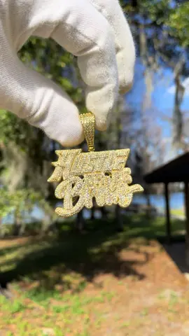 Hustle Hard or Be Broke ✨ Pendants sell out quick! Hurry up! www.iceypyramid.com 💎 . . . #hustlehard #pendant #icedout #hiphop #jewelry #menstyle #vvs #luxury #icedout 