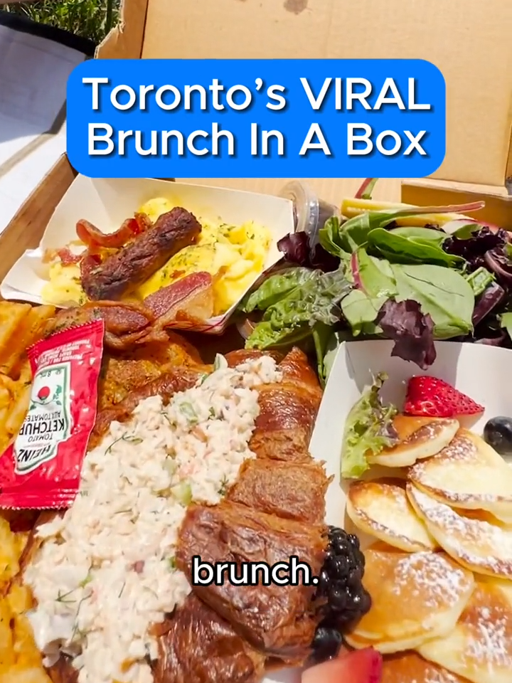 We bet you've never had brunch served like this before!🤯🤤 #tiktoktoronto #torontotiktok #toronto #torontoontario #torontocanada #brunch #brunchtok #torontobrunch #brunchtoronto #brunchlover #torontofoodies #yyz #brunchbox #viralfood #fyp #foryou#torontofoodspots #torontofood #torontofoodie #torontolife #torontoeats 📍 Light Cafe - 23 Baldwin Street