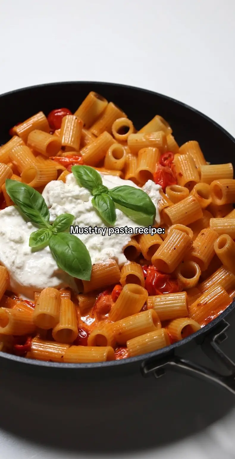 Ingredients: 50 g butter 1 chili, chopped 2-3 garlic cloves, minced 250 g cherry tomatoes 1 tbsp tomato paste 200 ml heavy cream 1 tsp black pepper 1 tsp chili flakes 200-250 g pasta  1/2-1 dl pasta cooking water 1 whole burrata cheese Fresh basil for garnish Instructions: 1. Cook pasta in salted water until al dente. 2. Melt butter in a pan over medium heat. Add chili and garlic, sauté until soft. 3. Add cherry tomatoes, cook until they are soft (10-15 minutes). 4. Stir in tomato paste, then add heavy cream. Cook until thickened. 5. Season with black pepper and chili flakes. 6. Add your cooked pasta and a dash of pasta water.   7. Top with burrata and garnish with fresh basil. #pasta #pastarecipe #mealideas #fyp #foryou #whattoeat #cookwithme #healthycooking #healthyrecipes #fypage #breakfastinspo #viral #food #viralvideo #Recipe #foodtiktok #quickrecipes #xyzbca #fy #healthyliving #foodinspo #viraltiktok 