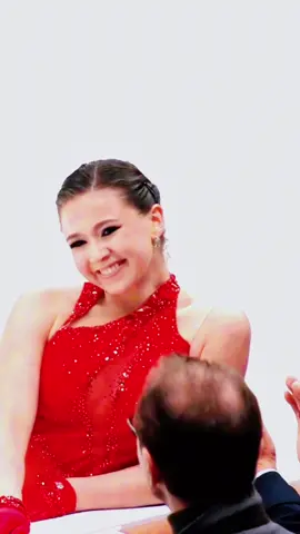 kamilavalieva handled the situation so adorably #figureskating #IceSkating #patinacaoartistica #patinajeartistico #kamilavalieva #fyp 