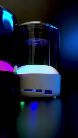 Speaker Bluetooth A23 Youcomm ini, cocok untuk kamu yang selalu ingin mendengarkan musik dengan kualitas jernih. Desain yang stylish dan penggunaan daya tahan baterai yang lama. Konektivitas tanpa hambatan, dapat anda nikmati di dalam rumah ataupun di luar ruangan. Kapan pun, di mana pun. #youcomm #speakerbluetooth #foryou #bluetoothspeaker #a23 #speakerportable #speakerbluetoothportable 