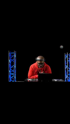 Replying to @tumiwalevw It's gonna be alright 🙌🏿🙏🏿  #gwatuka #2in1usb #jbmsounds 