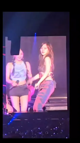 giselle dance so funny😂👍️👍️ winter😂😂😆 #aespa #funny #fyp #trending #kpop #おすすめ #tiktok #おすすめにのりたい #aespa_official #viralvideo #foryou #viral 