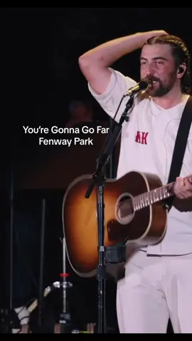 Youre gonna go far live at Fenway Park #noahkahan #fenwaypark #livestream @Noah Kahan @thebusyheadproject 