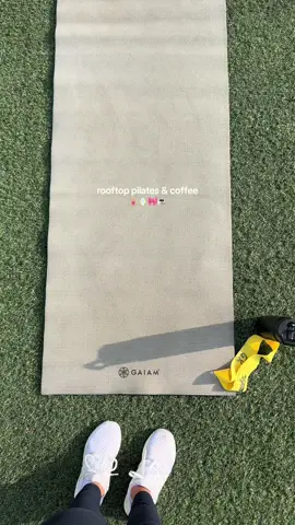 rooftop pilates & coffee date after 🎀🧘🏼‍♀️🌸🪞 #pilates #morningpilates #morningvlog #rooftoppilates #coffeeshop #coffeeshopchicago #chicagocoffeeshop #aesthetic #aestheticmorningroutine #morningroutine #wellness #wellnessmorning #pilatesworkout #pilatestiktok  pilates rooftop coffee shop chicago 
