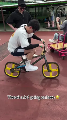 These dudes are at the doohickey convention 🤣 #fyp #explore #bike #bicycle #vehicle #invention #funny  (via haechii_br/IG)
