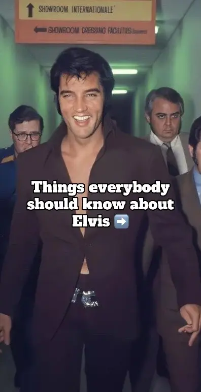 #elvispresley #presley #foryoupage #fyp #singer #sing #kingofrockandroll #elvis #foryou 