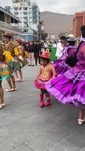 Ella lo entrego todo !! #iquique #tirana #baile #vacation #chile #ferias 