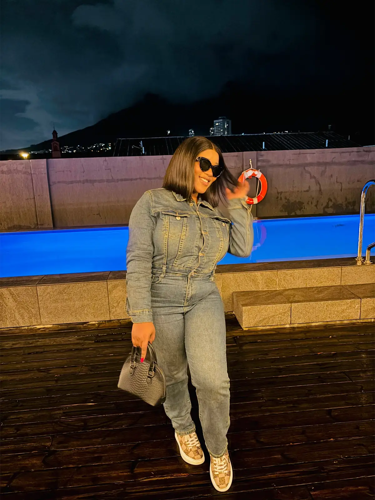 Yhoo😍😍🥹🥹❤️❤️❤️#fyp #datenight #SAMA28 #denim 