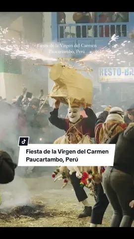 Fiesta de la Virgen de Carmen en Paucartambo, Cusco, Perú. realmente un tesoro de la tradición andina y religiosa de nuestro país. . #paucartambo #peru #cusco #cuzco #travel #viaje #festival #tiktok #trending #parati 