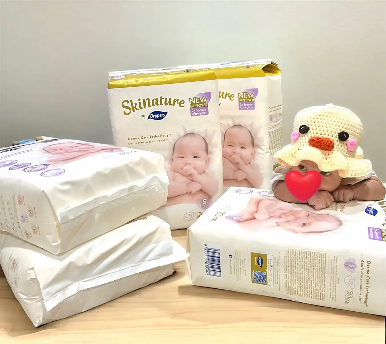 Favourite Diapers Raf definitely from Skinature Drypers!! Nipis tapi absorption memang power. Biasanya kitorang guna time malam masa Raf tido sebab tahan lama & tak leak. Very recommended!! #drypersmalaysia #drypers #pampersbest #pamperspilihan