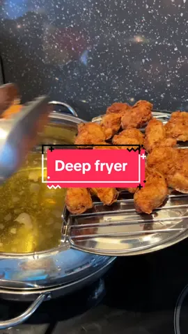 Game changing 🍟🍗 #food #Foodie #fakeaway #chinese #fryingpan #pan #deepfry #fry  