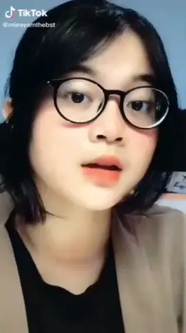 una mieayamthebst old ga pake hijab