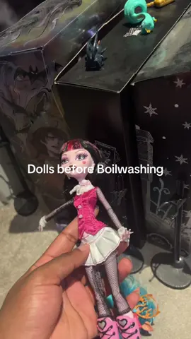 We love you WD-40!!!! #monsterhigh #monsterhighdoll #dolls #dollcollector #doll #dollcleaning #collector