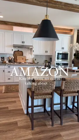 Head to my Bio click on link 🔗 then to Amazon storefront under ✨Kitchen/Glass Ware✨ AMAZON KITCHEN ITEMS no one is talking about out……. . These are just a handful of some of my favorite finds for the kitchen!  . . #kitchenfinds #homefinds #Home #kitchendecor #aesthetic 