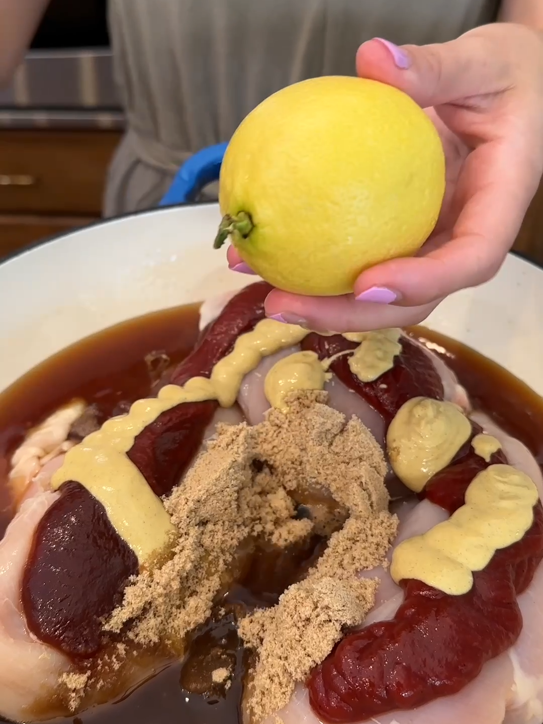 irresistibly juicy chicken recipe #EasyRecipe #chickenrecipe #chickendinner #rootbeer #yummyfood #recipeideas #recipes #deliciousfood #viralrecipe #foryoupage #foryou produced by JackyHasFun