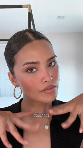 glowy & bronzed makeup tutorial🌞🤍 brands: @Saie @NYX Professional Makeup @Hourglass Cosmetics @19/99 Beauty @rhode skin @Tower 28 Beauty @Givenchy Beauty @realtechniques @urban decay @perriconemd @Charlotte Tilbury @Freck Beauty  #makeup #glowymakeup #bronzedmakeup #makeupinspo #makeuptransformation #makeuptutorial #grwm #getreadywithme #fyp #foryoupage 