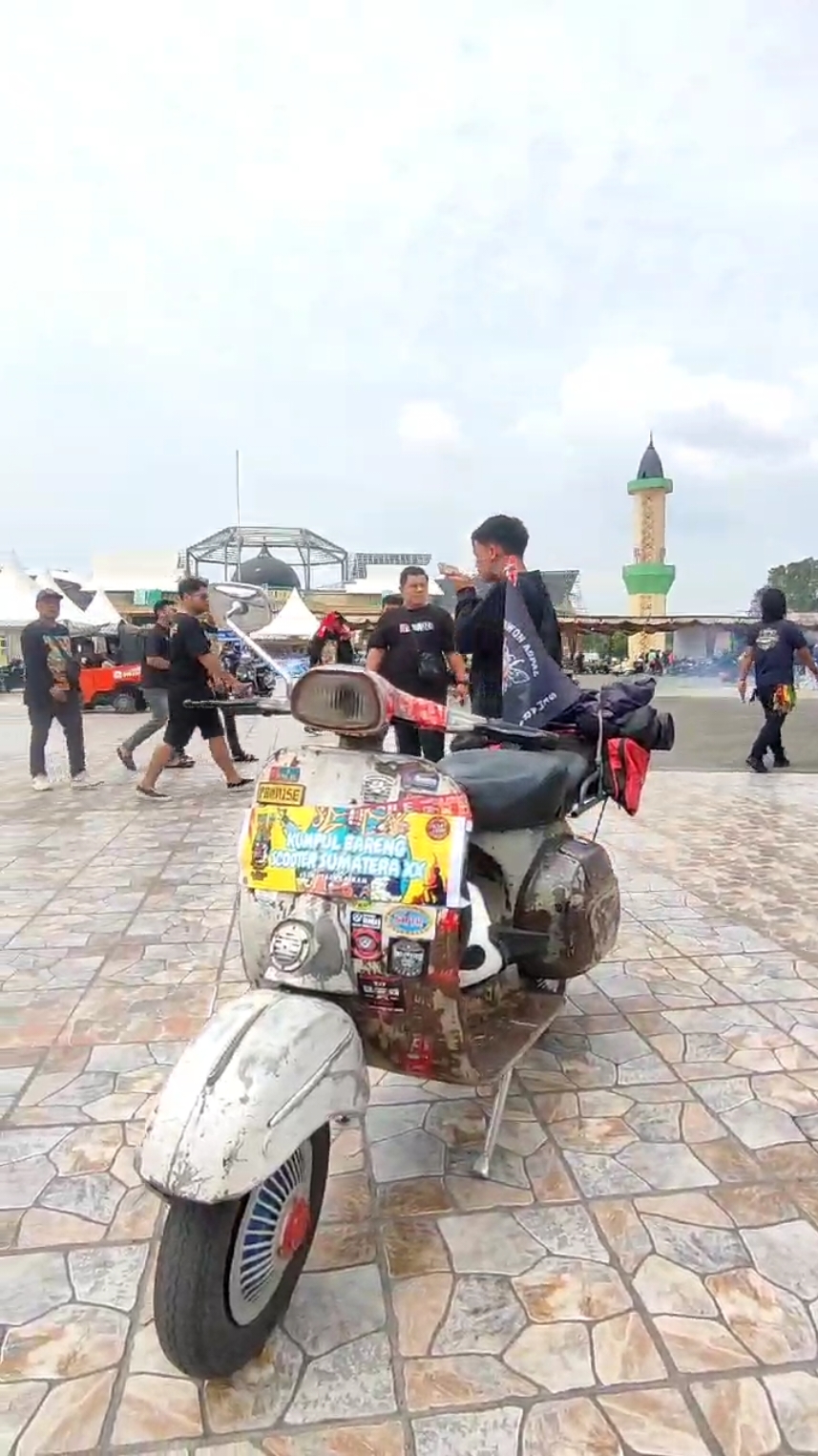 Selamat dan sukses atas terselenggaranya event #kbss ke 20 yang di selenggarakan di Kota #medan pada Tanggal 20-21 Juli 2024 #vespaindonesia #eventvespa #vespa #medan #fypシ゚viral #fyp 