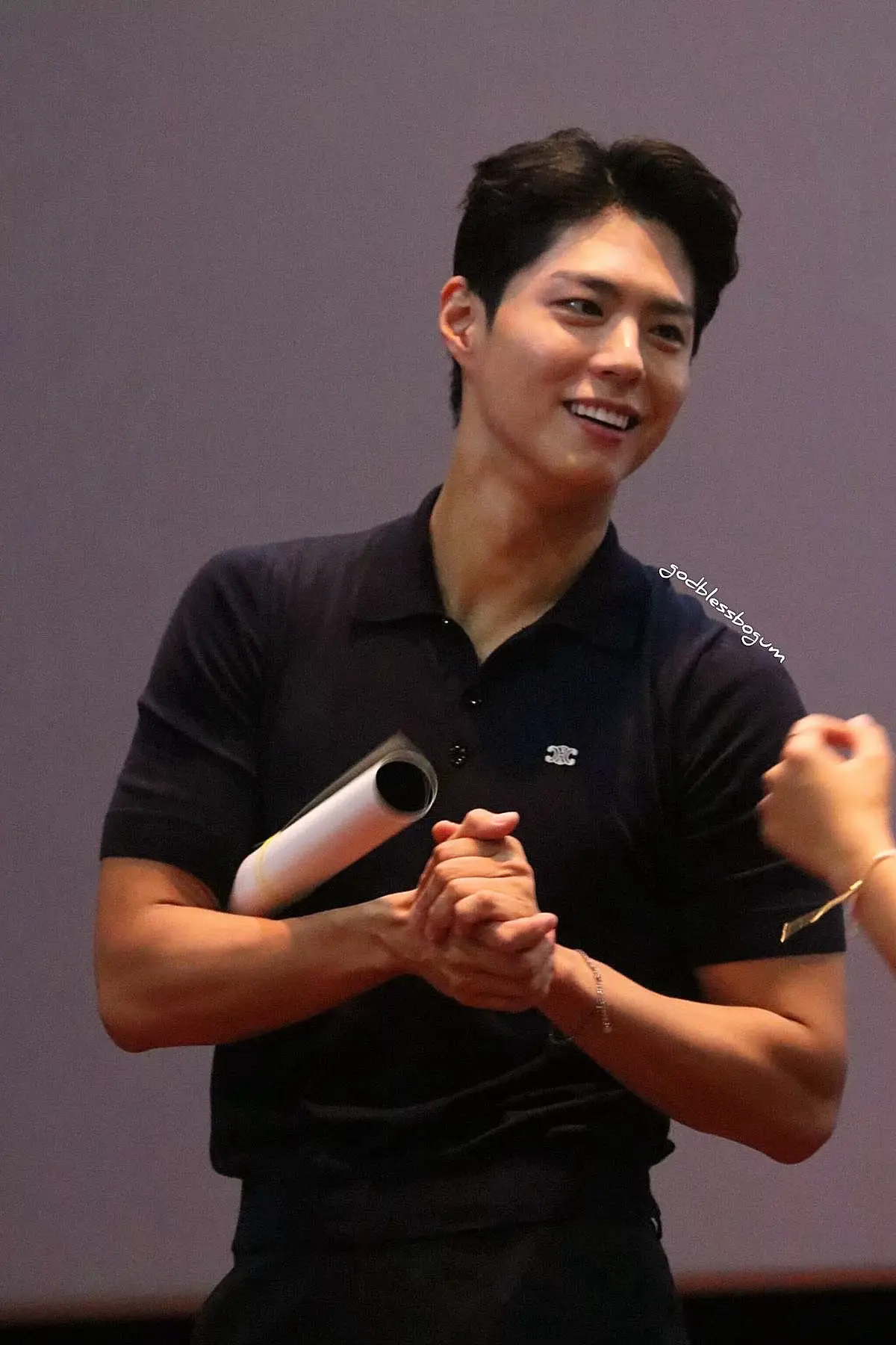 found some other pics yaaall💃💃 man is lookin FINE FINEEEE #parkbogum #foryou #fyp #viral 