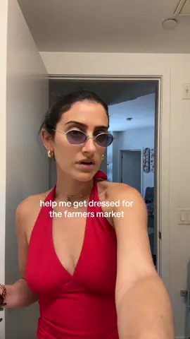going to the farmers market but make it rave brat style  #larchmontvillage #farmersmarket #getreadywithme #bratsummer 