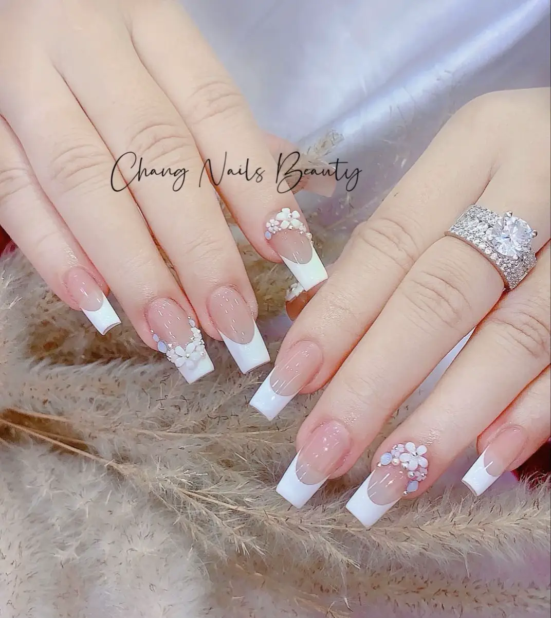 #maunail #nail #maunailxuhuong #nailart #nailsalon #naildesigns #mẫunailđẹp #nailsxinh #nails 