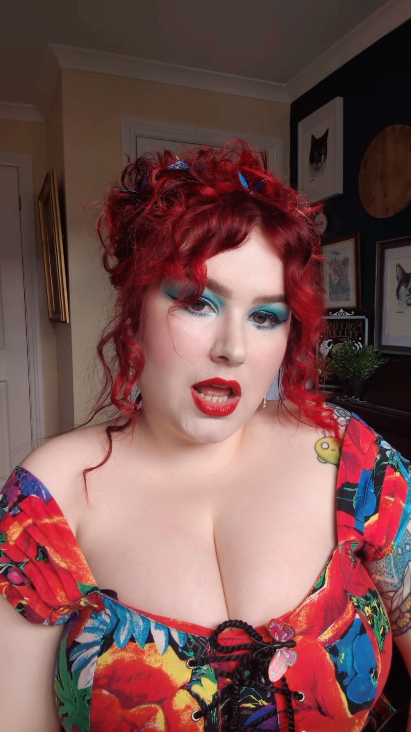 this is my favorite chappell song 💗 another video of my look from the weekend, my part one grwm is muted and idk how to fix it 😭 #Pride#lgbtqia#queertiktok#chappellroan#supergraphicultramoderngirl#fyp#foryoupage#midwestprincess