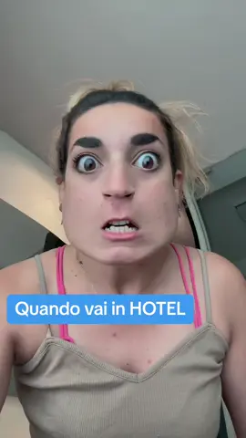 Tu cosa prendi di solito ? 🤣 #mamma #figlia #hotel #ridere #ironia #vacanza 