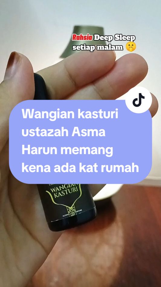 Alhamdulillah memang rasa perubahan lepas ada bau haruman kasturi dalam rumah, korang kena try haruman kasturi ustazah Asma Harun ni. #wangiankasturi #wangiankasturiustazahasmaharun #wangianustazahasmaharun #wangiankasturikijang 