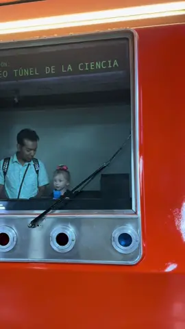 La cultura mexicana es muy bonita para que mi hija gringa no la viva ! #cdmx #neza 