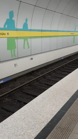 C2 , U5 Richtung Neuperlach Süd#U-Bahn #spotting #münchen #mvg @Ragz @Levi @München Spotting @𝐄𝐦𝐦𝐚 