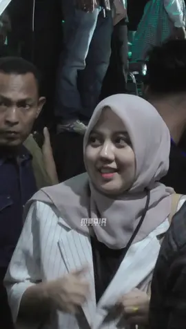 Ndak dapek kakak e, adiak nyo pun jadi juo @Fauzana @wildafajriah3 🤗
