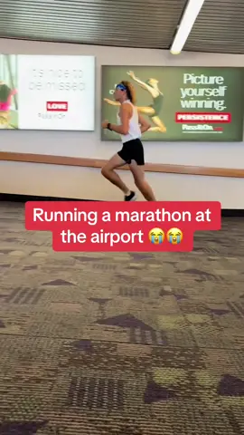 I wouldn’t want to be the one sitting next to him on the plane 💀 #fyp #explore #run #Running #xc #crosscountry #crosscountryrunner #workout #airport  (via @MADDIE)