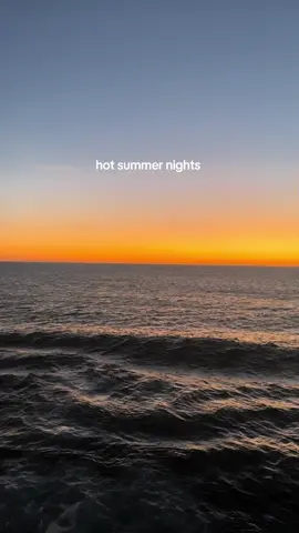 Sunsets at sea 🌅  #sunset #sunsetatsea #sea #seaview #horizon #sky #view #travel #traveltiktok #cruise #cruising #cruisesunset #travelphotography #sunsetlover #traveling #skyline 