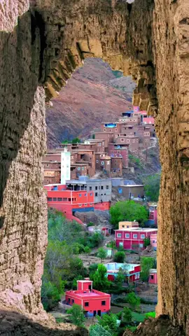 الحياة البسيطة والجميلة في جبال الأطلس الكبير 