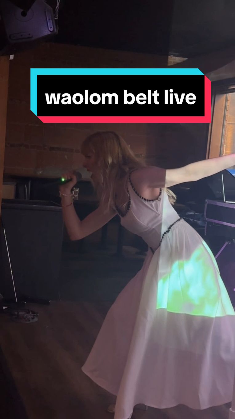 BUT WHAT IF THEY DID 🦅🦅🦅🦅 #waolom #whosafraidoflittleoldme #whosafraidoflittleoldme? #whosafraidoflittleoldmetaylorswift #whosafraidoflittleoldmecover #ttpdcover #ttpdlive #ttpderastour #whosafraidoflittleoldmeeras #waolomerastour #taylorswifthighnotes #taylorswiftbelting #belting #highnote #taylorswiftnotechanges 